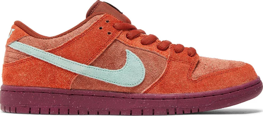 Nike SB Dunk Low Mystic Red Rosewood