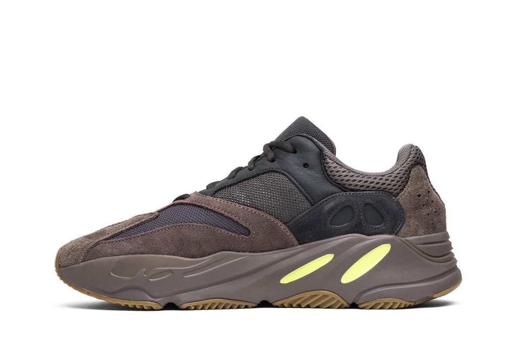 adidas Yeezy Boost 700 Mauve - EE9614