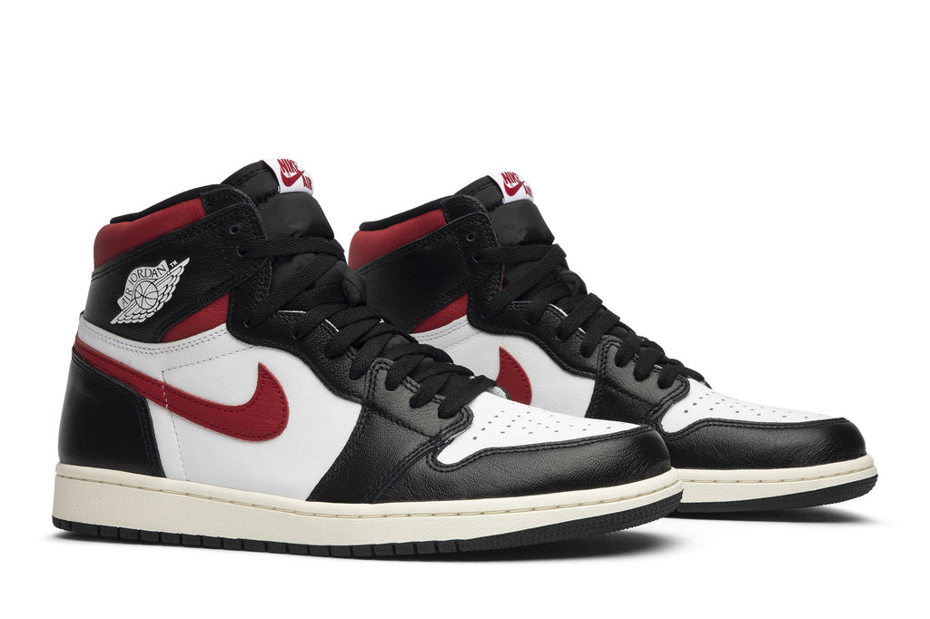 Jordan 1 Retro High Black Gym Red - 555088-061