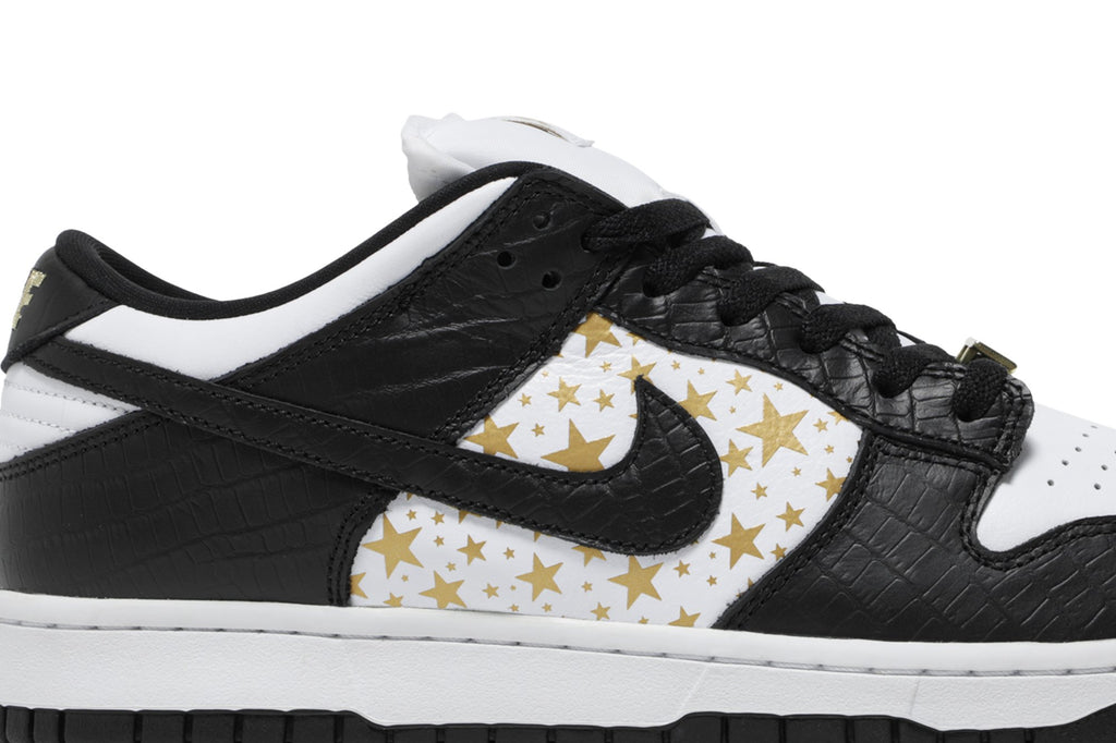 Nike SB Dunk Low Supreme Stars Black (2021) - DH3228-102