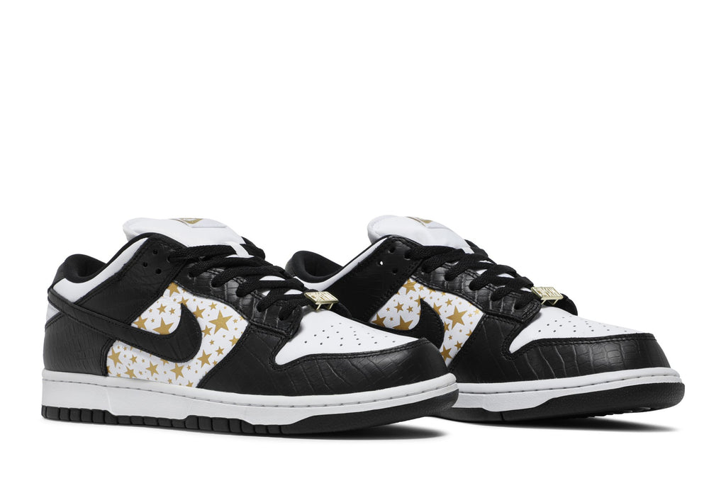 Nike SB Dunk Low Supreme Stars Black (2021) - DH3228-102