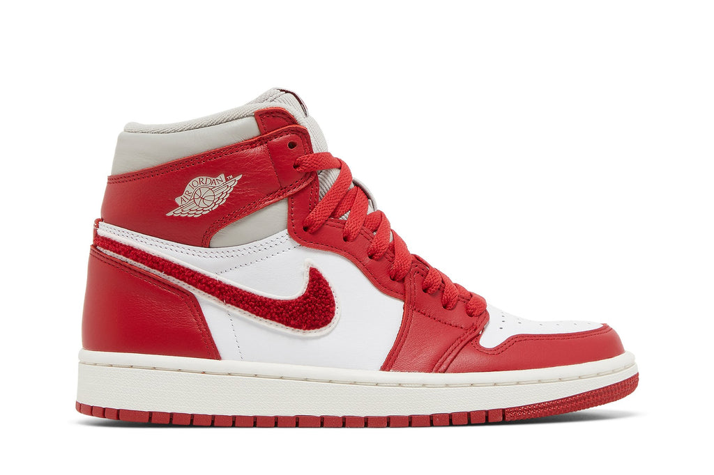 Jordan 1 Retro High OG Varsity Red (Women's) - DJ4891-061