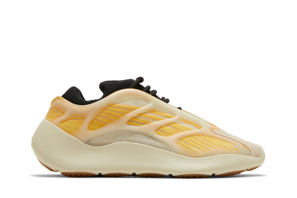 adidas Yeezy 700 V3 Mono Safflower - HP5425