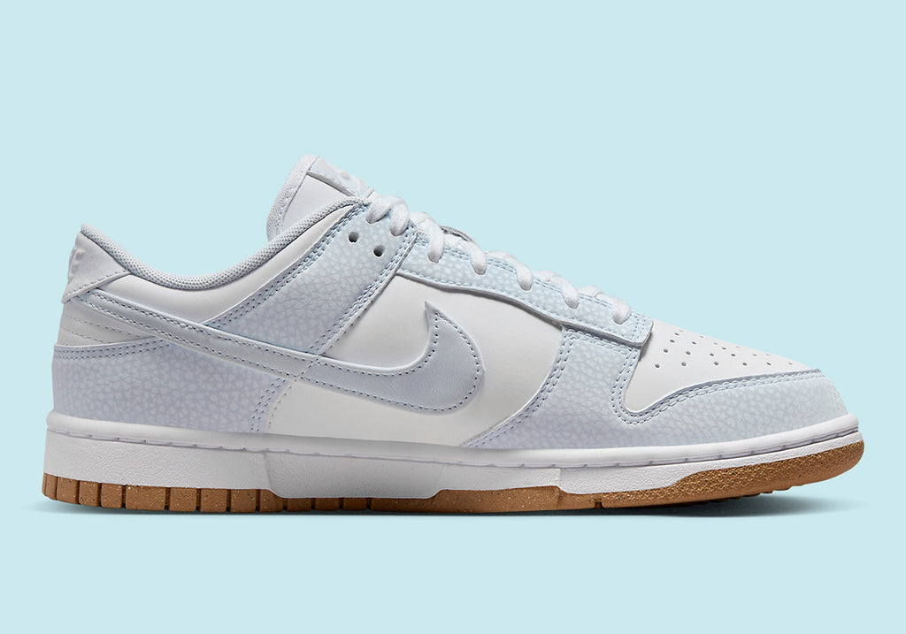  W Nike Dunk Low Next Nature "White/Football Grey" - FN6345-100